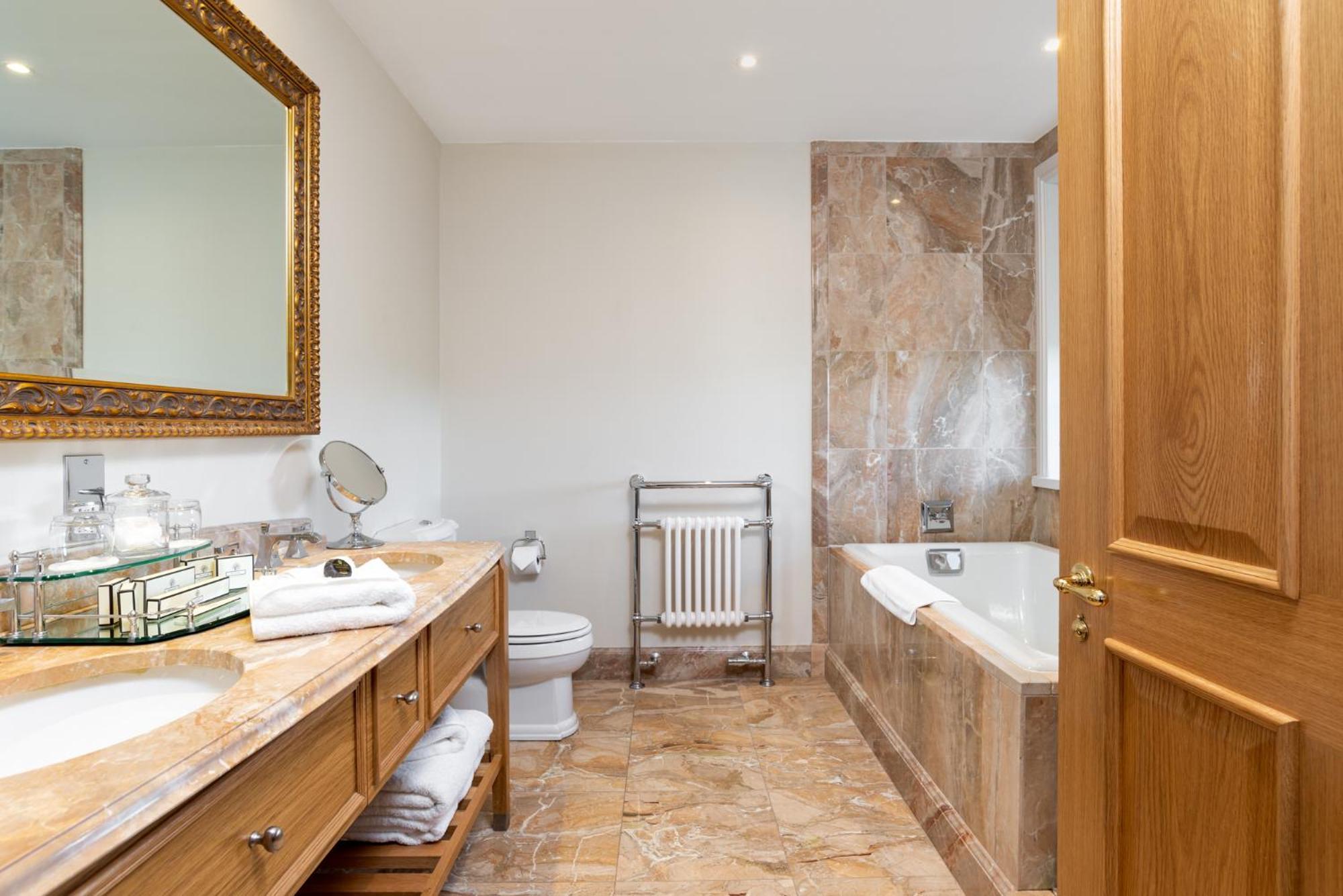 Trump Macleod House & Lodge, Scotland Balmedie Экстерьер фото