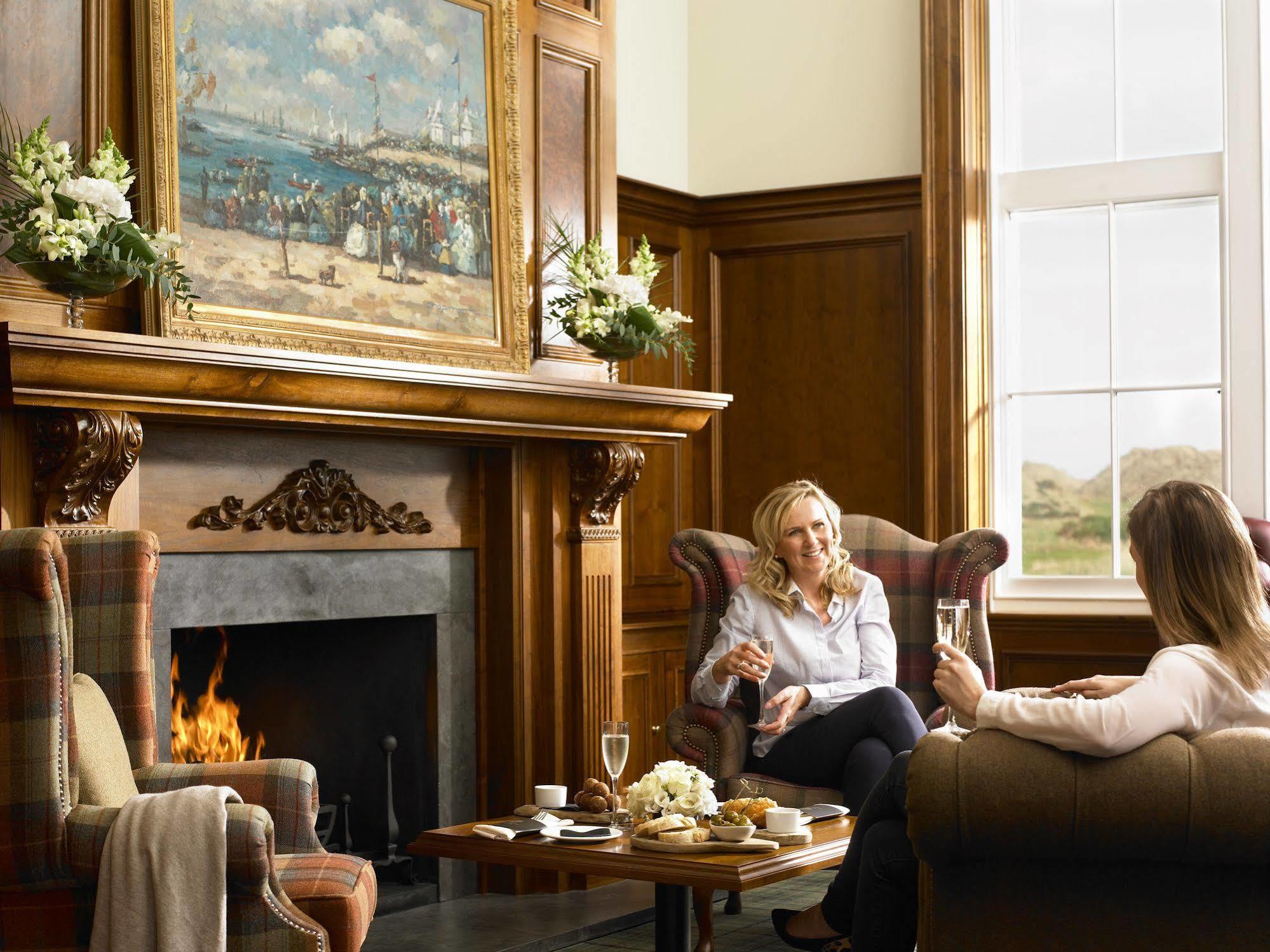 Trump Macleod House & Lodge, Scotland Balmedie Экстерьер фото